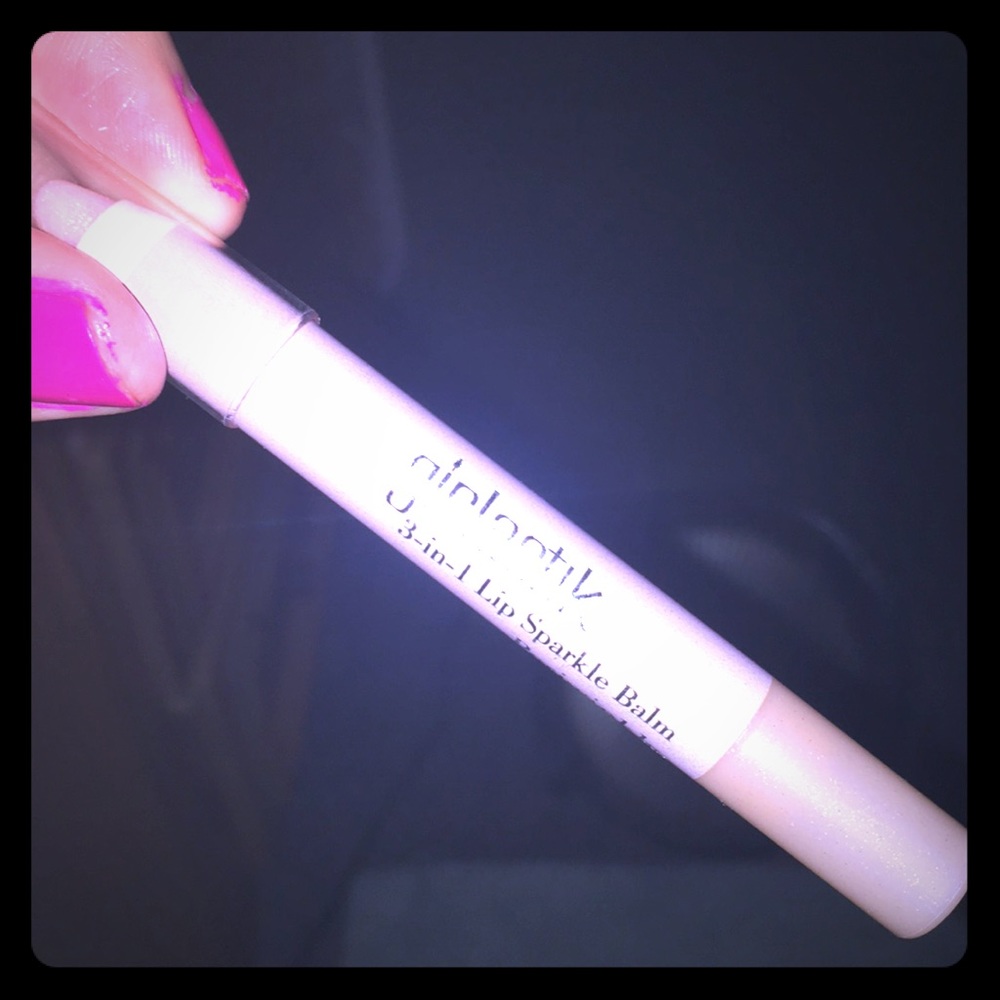 Lip crayon